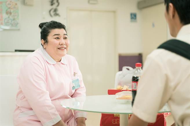 林美秀客串演出護理師。（羚邦集團提供）