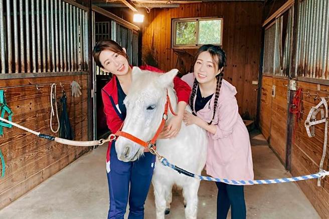 郭書瑤和好友丫頭一起邊跑邊旅行。（衛視中文台提供）