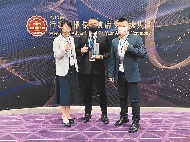 悦晖行销顾问总经理吕正闵（中）。图／悦晖行销提供