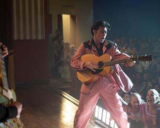 《大亨小傳》導演打造搖滾巨星「貓王」 湯姆漢克扮王牌經紀人
