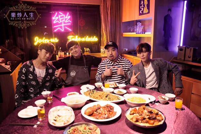 毕书尽前往乐炒人生大谈女儿经 (图片／乐炒人生提供)