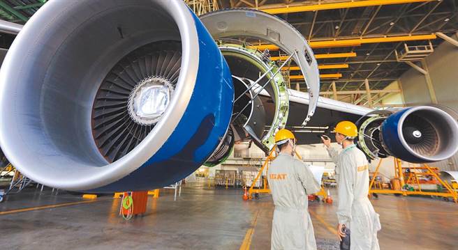 長榮航太18日登錄興櫃。（長榮航空提供）