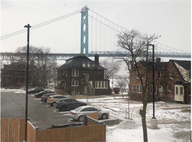 阒无一人的大使桥。（图片来源：作者拍摄）