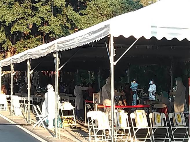 國巨楠梓廠一名員工確診新冠肺炎。（林雅惠攝）