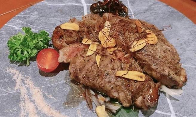 藺奕》每一位故事裡的玫瑰與棘刺，都需要被知曉(愛傳媒提供)