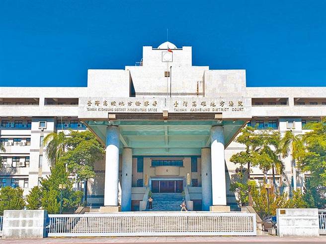 謝姓男子與蔡姓女友利用臉書社團刊登求職訊息，成功引誘2名14歲少女及2名未滿18歲少女成為旗下應召站女郎，高雄地院依違反兒少性交易等罪各判謝男及蔡女6年、8年徒刑。（本報資料照片）