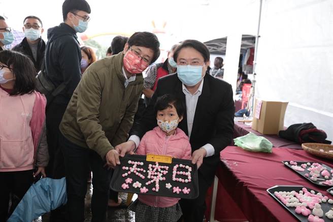 基隆市文化局19日举办客家天穿日活动，市长林右昌期许透过活动让客家文化永续传承。（基隆市政府提供／张立勋基隆传真）