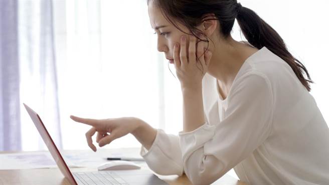 处女座、金牛座、巨蟹座被人冒犯后也不会挑明，而是默默记在心里，等到忍无可忍时就会一併发作，默默疏远对方。（示意图／达志影像）