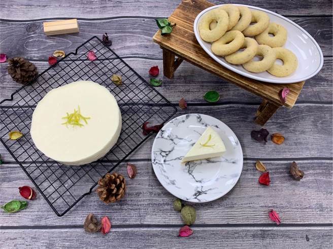 小丞除了在课堂上练习证照考试外，也时常透过家扶基金会台北服务处据点练习。（小丞提供／林良齐台北传真）