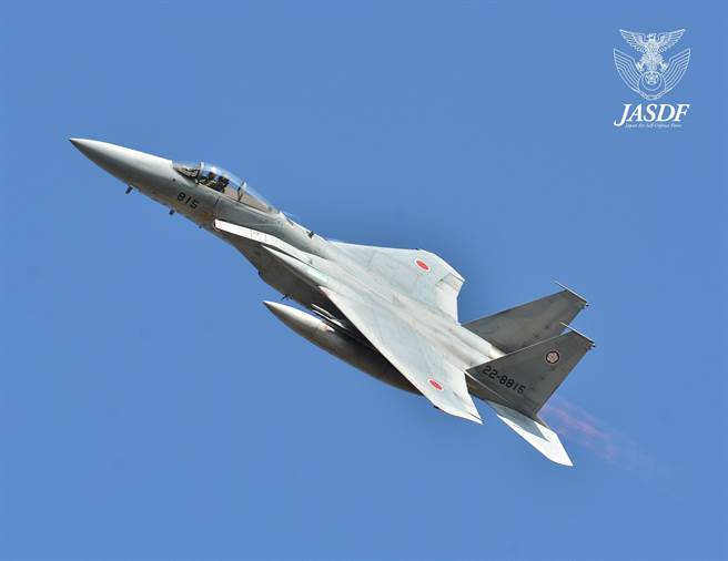 日本确认将继续进行F-15J战机的重大升级案，但似乎已放弃整合LRASM。图为日F-15J。（图／航空自卫队脸书）