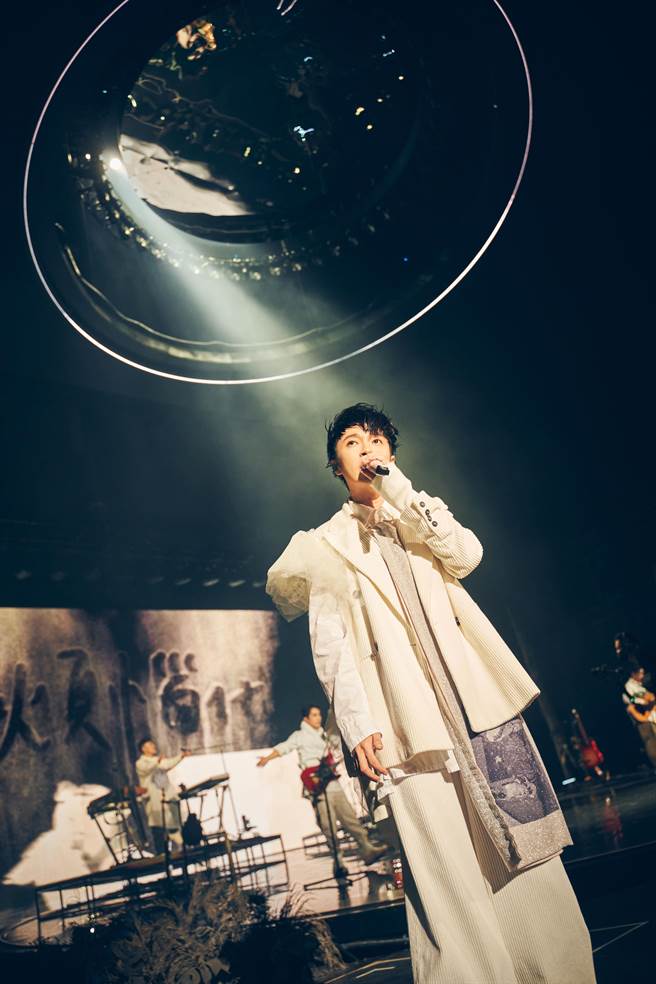 青峰今晚攻蛋感性落淚。（環球唱片提供）