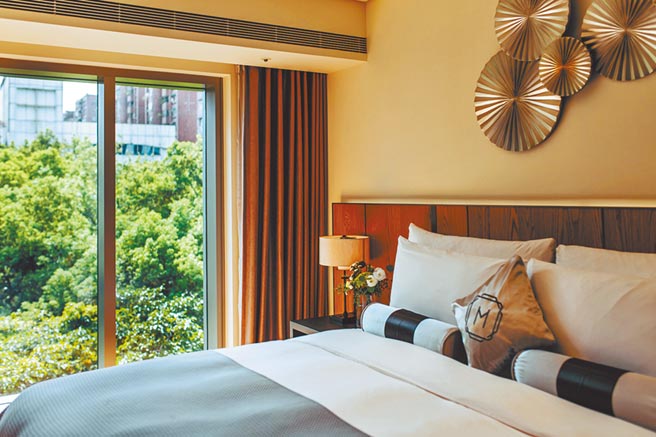 MADISON TAIPEI慕轩饭店连续获得3年台北米其林指南推荐饭店，感受都市丛林间难得的悠閒畅快。（国泰饭店观光事业提供）