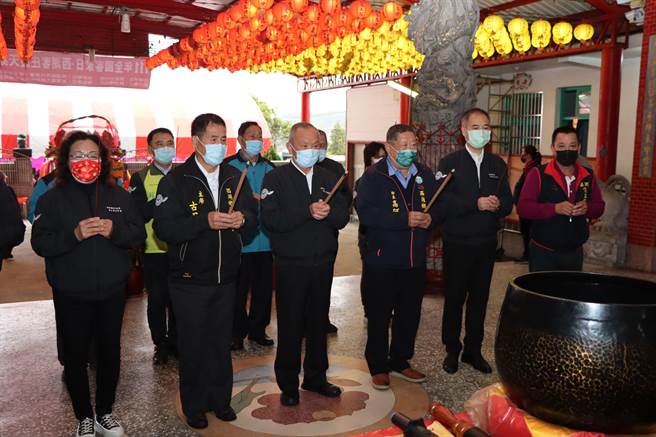 农历正月20日天穿日，苗栗县西湖乡公所19日举办「西湖客庄庆天穿」活动，以隆重客家三献礼，祈求风调雨顺。（苗栗县政府提供／李京升苗栗传真）