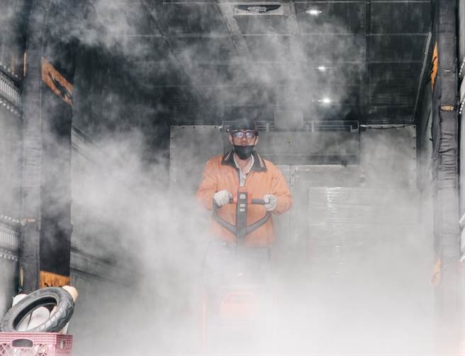 疫情指挥中心发言人庄人祥表示，今新增4例本土，分布县市为台北市、新北市、桃园市、台南市各一例，双北两例皆为宇宙观佛道双修协会春节吃饭唱歌团群聚相关。（图／示意图，记者陈俊吉摄影）