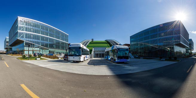 张家口赛区准备多辆零污染、零排放的氢燃料电池车。图／2022冬奥张家口赛区媒体联络组提供