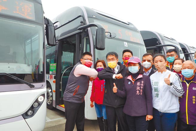 台南市无障碍公车数量已占公车总数的53％。（本报资料照片）