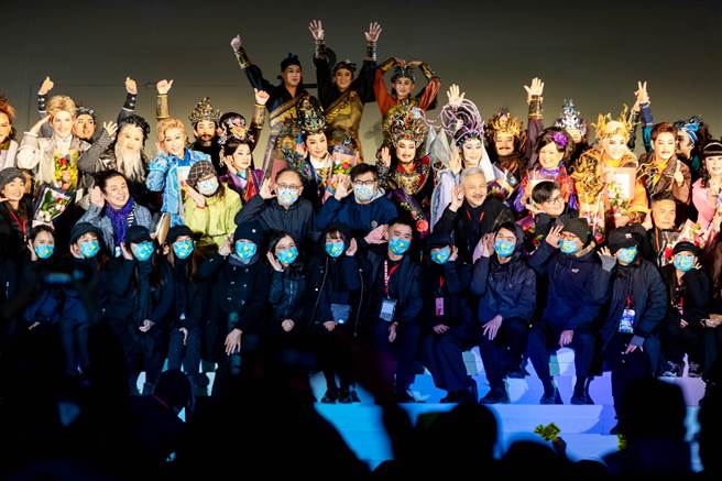 主灯大戏《船爱》连演3天，20日划下句点。（文化局提供）