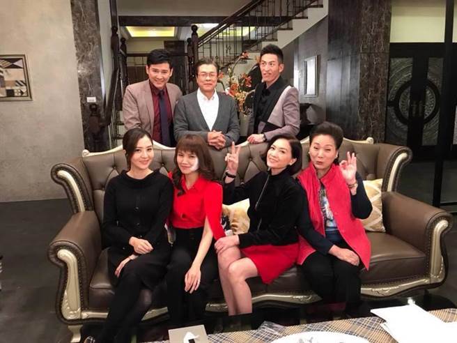 本土剧《一家人》。（图／柯素云脸书）

