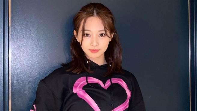 TWICE今年也遇到7年合约即将到期，成员们是否续约让外界相当关注。（图／IG@twicetagram）