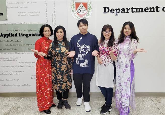 刘德曜在越南结识不少当地朋友并精进自身越语能力。（移民署提供／李文正台北传真）