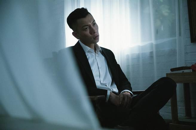 瘦子的新專輯《EARTHBOUND》銷售成績亮眼。（本色提供）