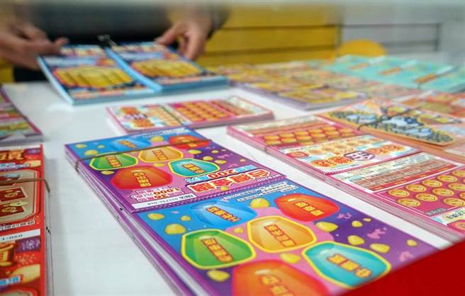 刮刮乐示意图。（资料照／黄国峰摄）
