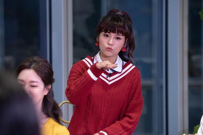 丢丢妹抱怨老公把她当佣人。（东森综合提供）