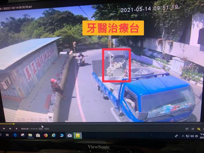 嘉义县卫生局去年5月在水上乡某民宅查获仅国中肄业梁姓男子当牙科密医，非法替人做假牙、根管治疗，被判有期徒刑1年4个月确定。（嘉义县政府提供∕吕妍庭嘉义传真）