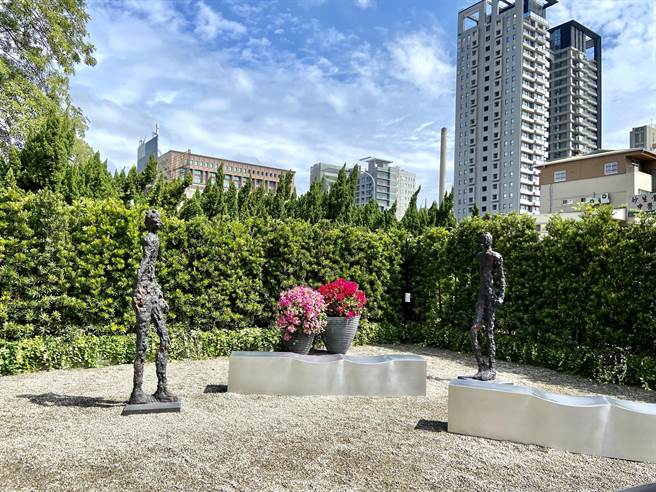 在寸土寸金都市丛林，有如国外的迷宫景点，坐捷运就能到，不用搭飞机出国，也有旅游的感觉。（卢金足摄）