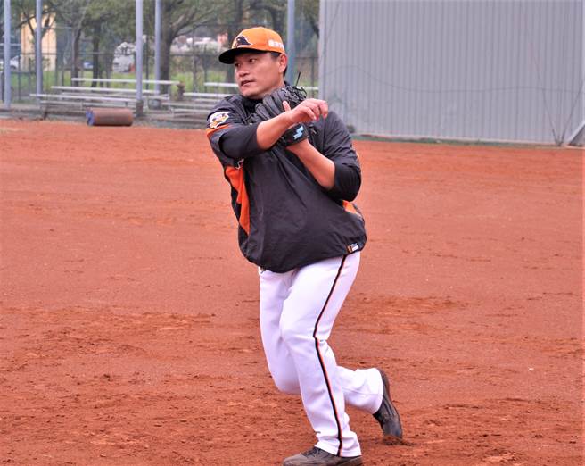 統一獅隊潘威倫。（毛琬婷攝）