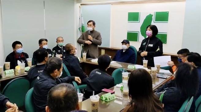 民进党嘉义县党部21日下午举行县长徵询协调小组会议，首场邀党部执评委表达想法。（读者提供∕吕妍庭嘉义传真）