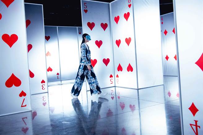 APUJAN 2022秋冬系列。（APUJAN提供）