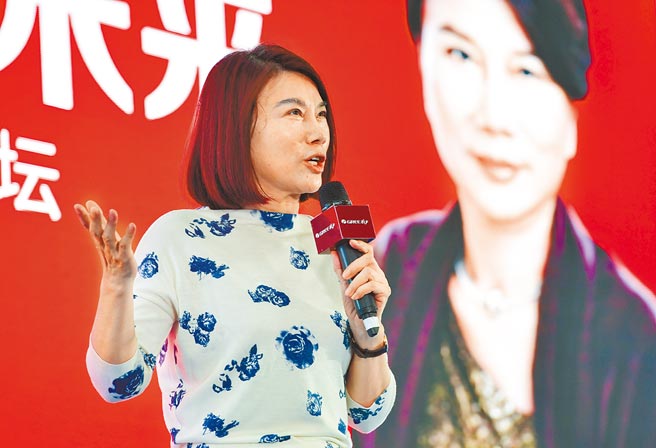 格力電器董事長兼總裁董明珠近日再度提出「富人就應該多繳稅」觀點，引發關注。（中新社）