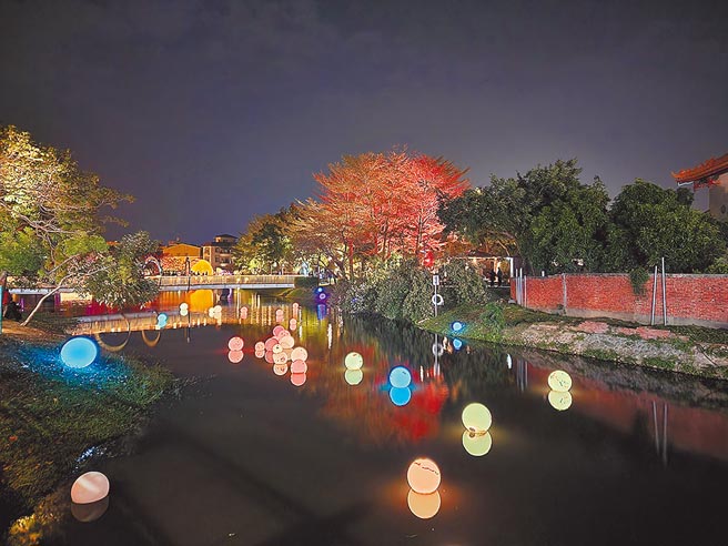 Galaxy S22 Ultra夜景拍摄。（石欣蒨摄）