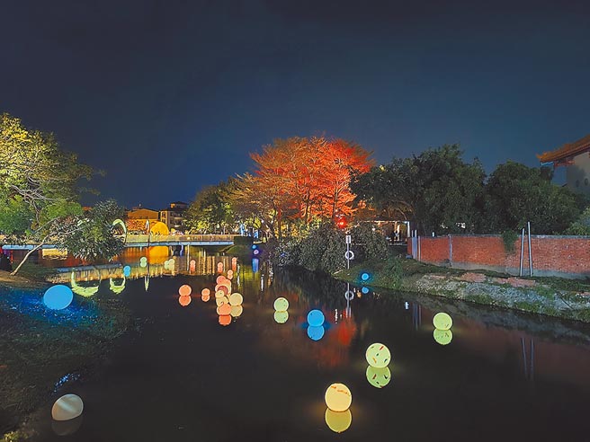 OPPO Reno7 Pro夜景拍摄。（石欣蒨摄）