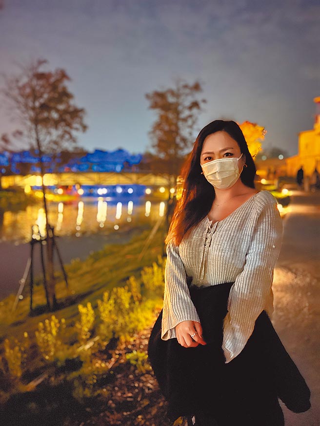 iPhone 13 Pro Max夜景人像拍摄。（石欣蒨摄）