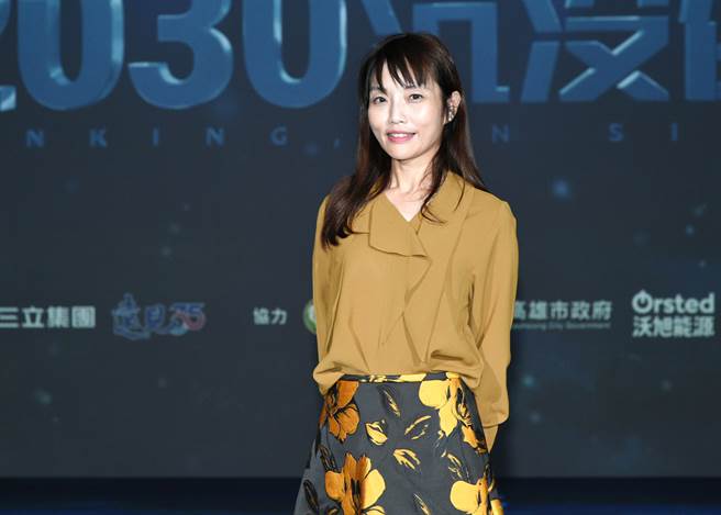 三立、远见杂志「2030沉没倒数」纪录片首映记者会，图为主播李天怡。（粘耿豪摄）