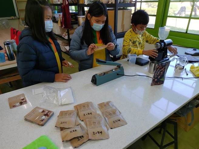 台南市圣贤国小实作体验教室。（教育部提供／林志成台北传真）