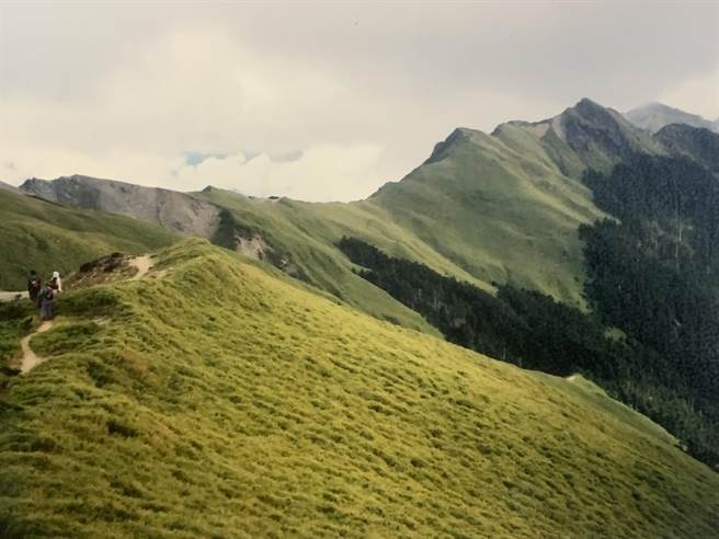 越南移工3人上山，1人疑冻死待援。（廖志晃摄）