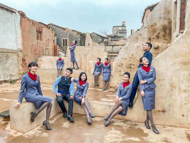 金门「沙美摩洛哥」土黄色颓屋群，以其让人彷佛置身中东的浪漫情调，成为全台热门网红IG打卡景点之一。（资料照片／县府提供）