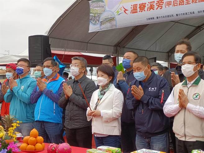 立法院副院長蔡其昌指出，現在民調數字僅供參考，屆時民進黨會提出最有爆發力候選人。（陳淑娥攝）