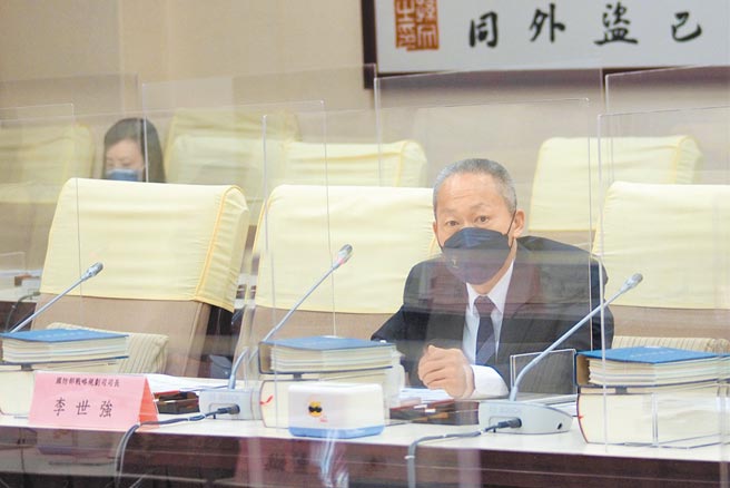 监察院外交及国防委员会日前邀国防部战略规画司长李世强中将座谈。（监察院提供）
