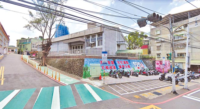 新店公崙市民活動中心周邊公辦都更案流標2次，新北市財政局將評估潛在投資者意見，修正後再公告招標。（新北市財政局提供／陳慰慈新北傳真）