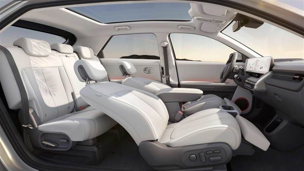 800V 高壓快充的純電休旅：Hyundai IONIQ 5 宣布 3/2 在台上市，猜猜它會賣多少錢？(圖/DDCAR)