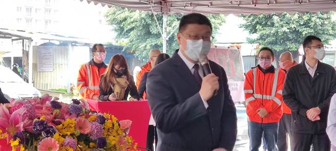 台铁局长杜微表示，6月列车改点后，往东部的普悠玛将增停莺歌站。（陈慰慈摄）