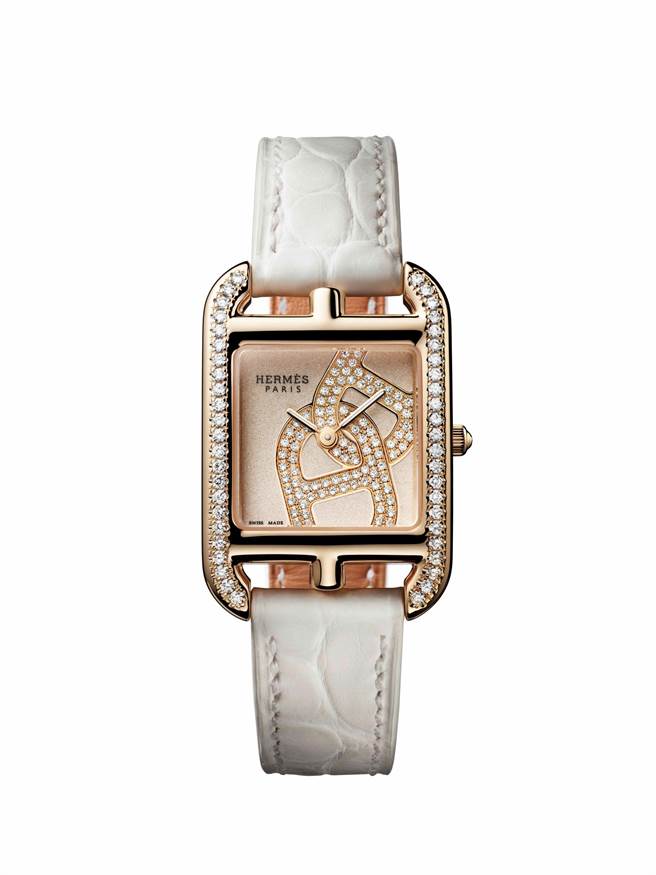 爱马仕Cape Cod Chaine d&#8217;ancre玫瑰金镶钻款， 49万6600元。（HERMES提供）