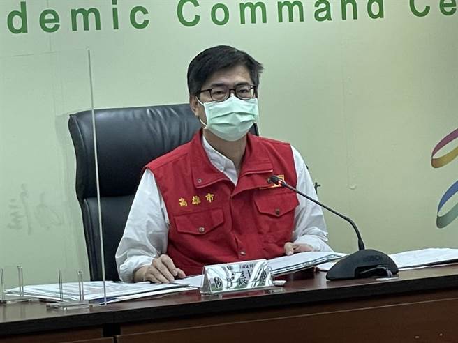 國內新冠肺炎疫情趨緩，高雄23日並無新增本土確診個案，高市府近日針對高雄港群聚案風險區持續監測，包括中島區、造船廠、修船廠等自2月8日後均無新的確診個案，但仍會持續加強入境船舶的健康監測。（本報資料照片）