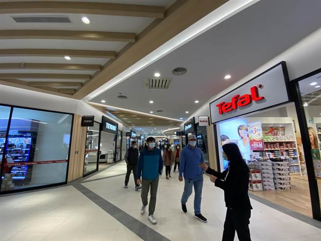 台南三井OUTLET将于25日正式开幕。(曹婷婷摄)