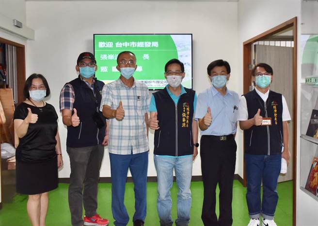 台中經發局輔導特定工廠辦理土地合法化作業。
照片/台中市政府提供