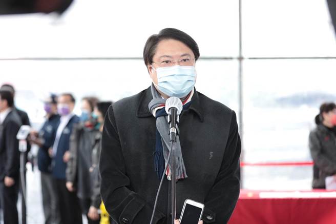 基隆市长林右昌表示，10年前，候选人有地方派系是加分，但现在反而会成为包袱。（基隆市政府提供／陈彩玲基隆传真）